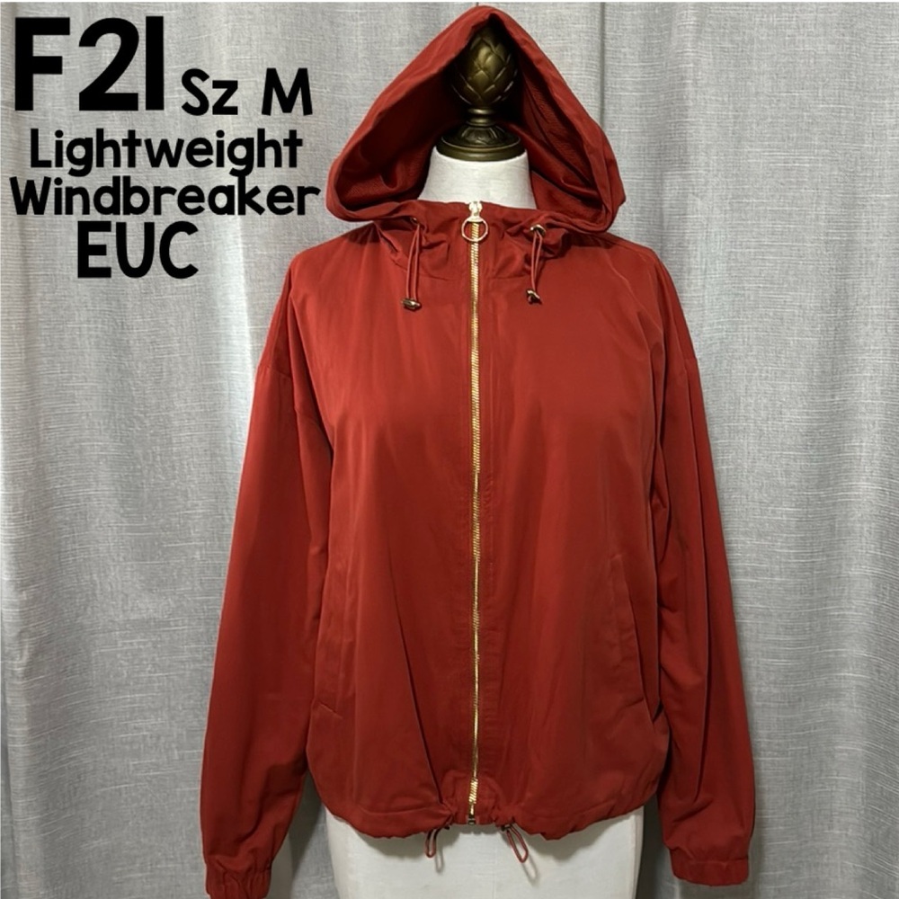 Forever 21 Windbreaker Jacket-Full Zip-Sz M-Hooded-Toggle Bottom Hem-Rusty Red